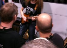 The Guitar Channel caught Guthrie Gowan doing what he does best